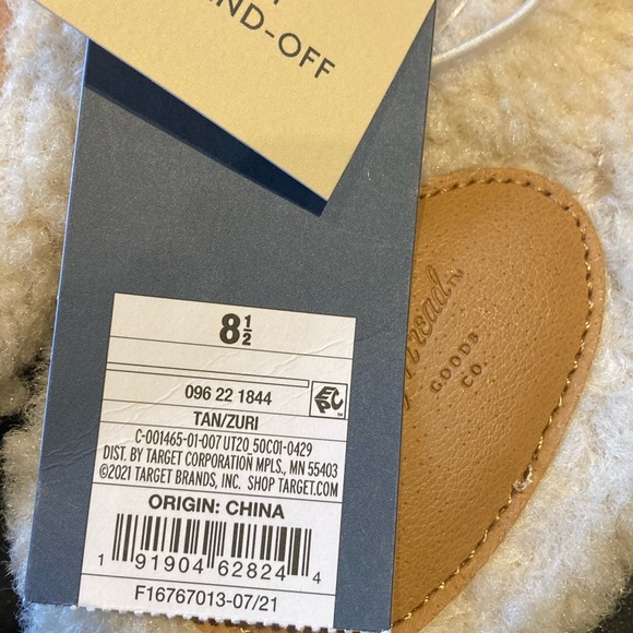 Universal Thread Tan Suede Women's Flats - Picture 5 of 8